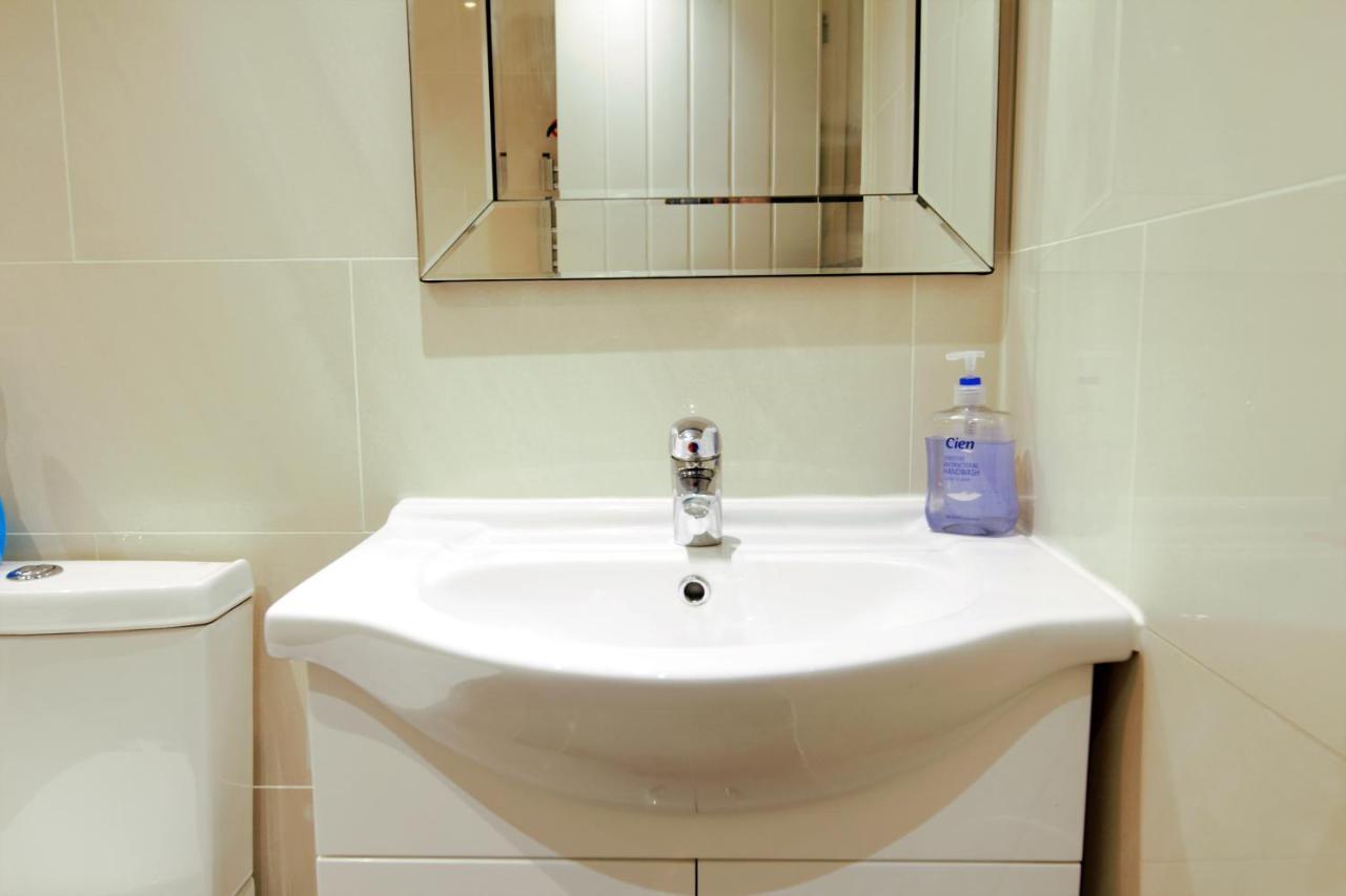 Stylish 2 Bedroom Apartment In The Heart Of Greenwich Londres Extérieur photo