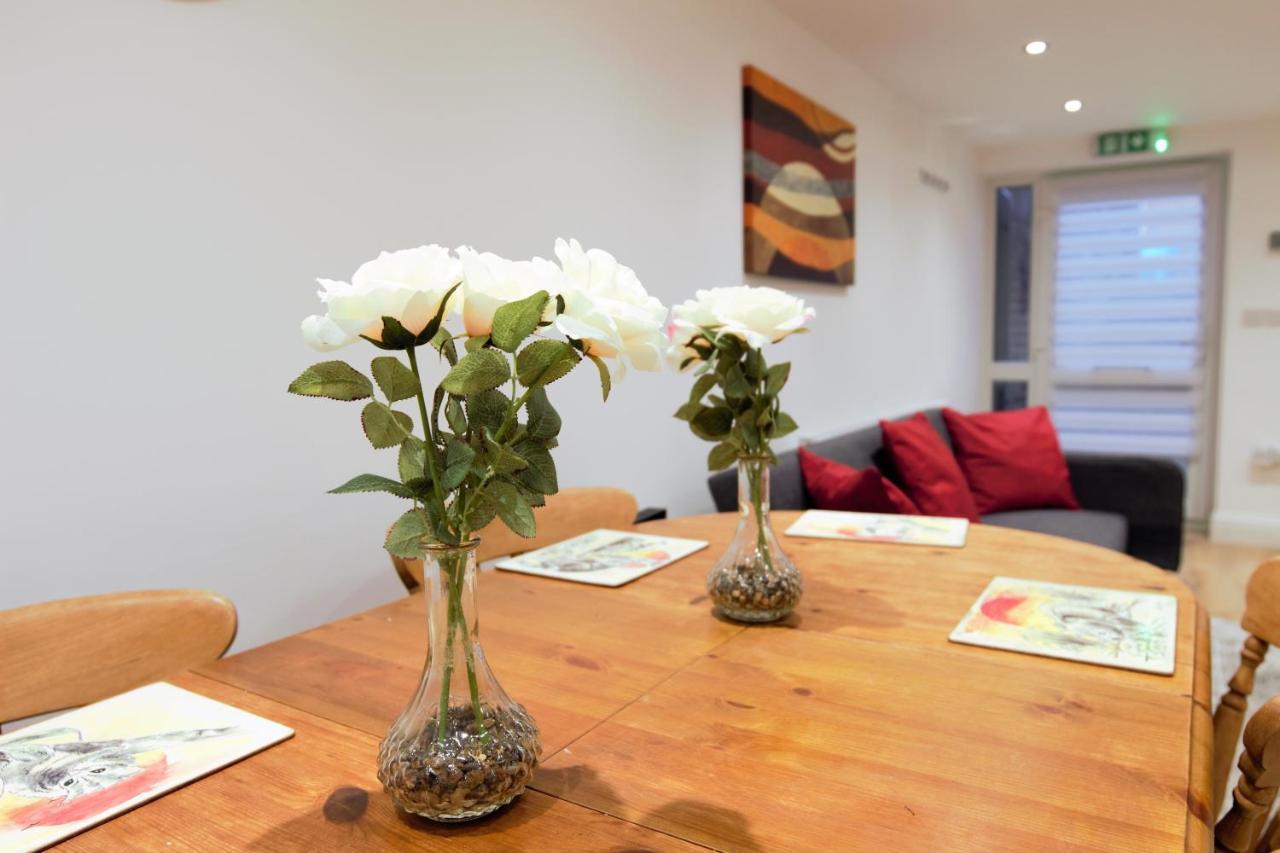 Stylish 2 Bedroom Apartment In The Heart Of Greenwich Londres Extérieur photo